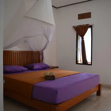 Safsia Homestay Toyapakeh Exterior photo